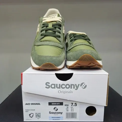 많이 구매한 saucony 가성비 아이템